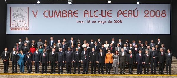 ALC-UE: jefes de estado y de gobierno en el Museo de la Nación de Lima