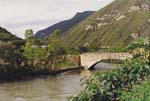 Puente sobre el río Utcubamba